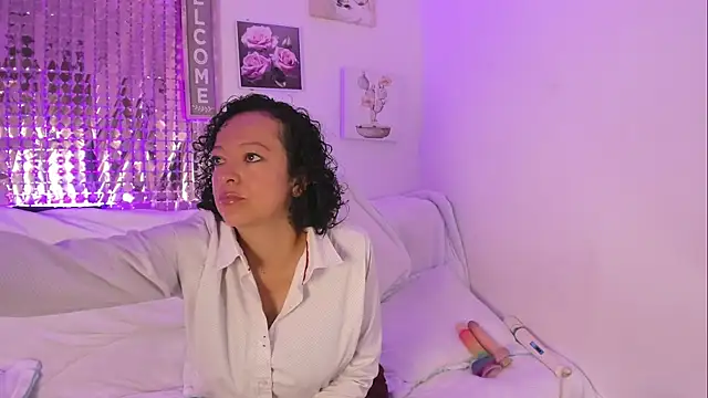 Snapshot of AdeleNasty chatting on 02.28.26 AdeleNasty online show from 02.28.26