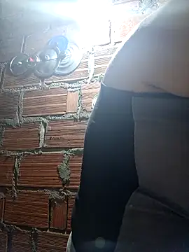 Juli Powl online show from 04.17.26