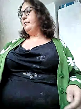 Snapshot of _Saraqueen chatting on 02.18.26 Saraqueen online show from 02.18.26