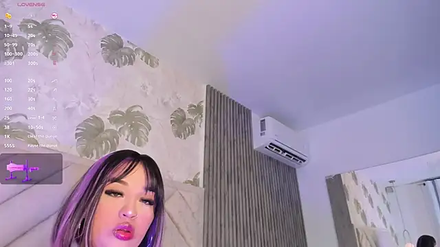 SarahRizof online show from 03.25.26