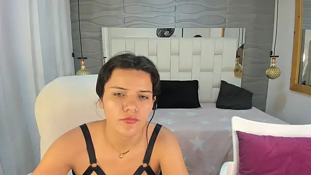 Snapshot of Veyra_sereny chatting on 03.03.26 Veyra sereny online show from 03.03.26