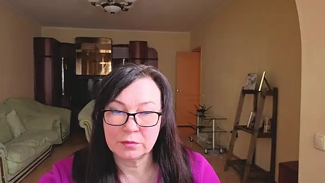 Tori Twirl online show from 02.12.26