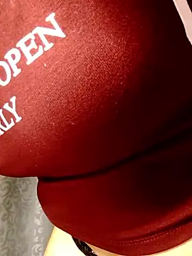 yiyi-Lynk online show from 02.21.26