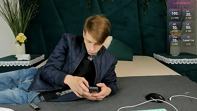 Erick Wilson online show from 11.30.25