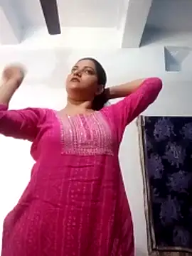 Snapshot of Anushka_Singh0 chatting on 03.01.26 Anushka Singh0 online show from 03.01.26