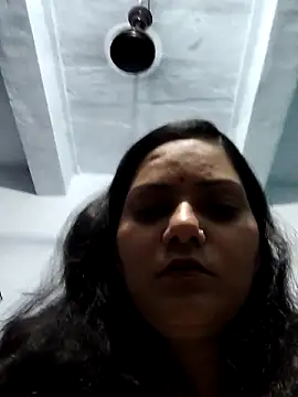 Anushka Singh0 online show from 04.19.26