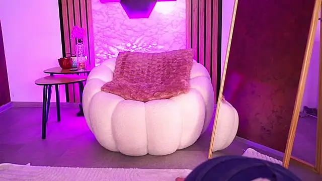 SashaLorrenz online show from 03.27.26