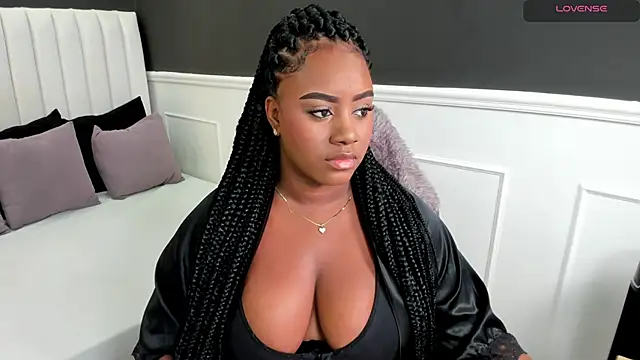 laia fisher  online show from 04.14.26