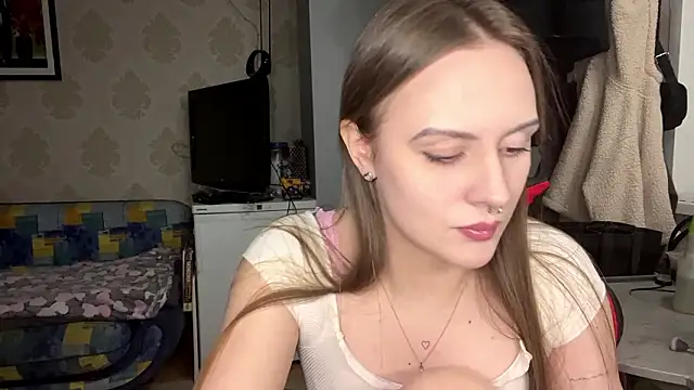 Snapshot of KelliLuepke chatting on 03.04.26 KelliLuepke online show from 03.04.26