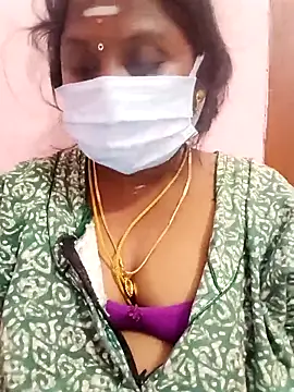 Snapshot of tamilkaviya431 chatting on 03.03.26 tamilkaviya431 online show from 03.03.26