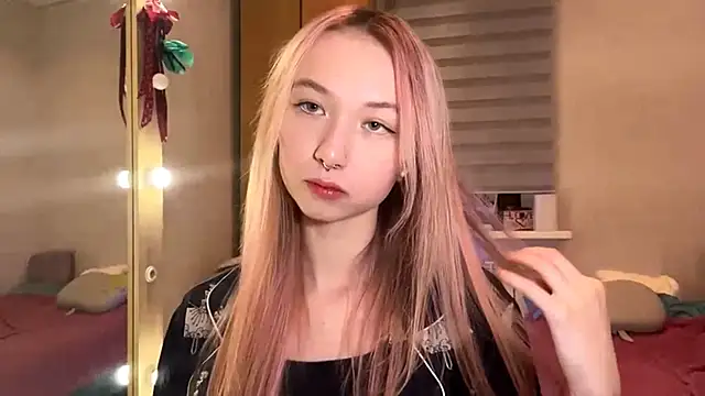 PinkTraible online show from 02.14.26