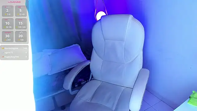 Snapshot of Irisbeel chatting on 02.15.26 Irisbeel online show from 02.15.26