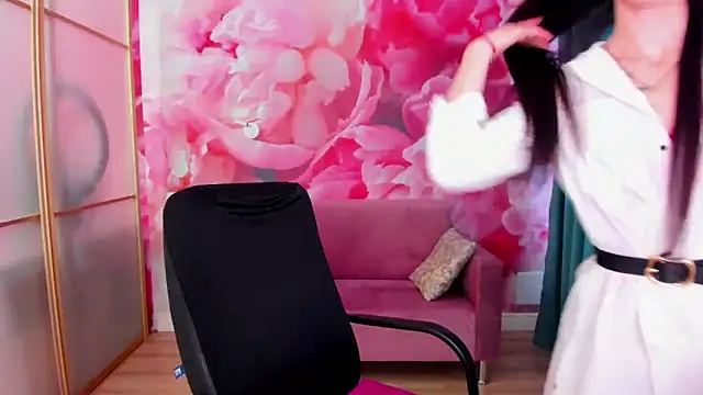 NoirDiva online show from 06.02.26