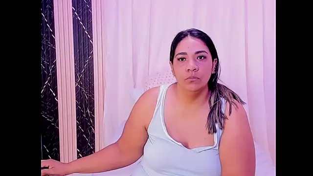 Cinnamon Skin01 online show from 04.19.26