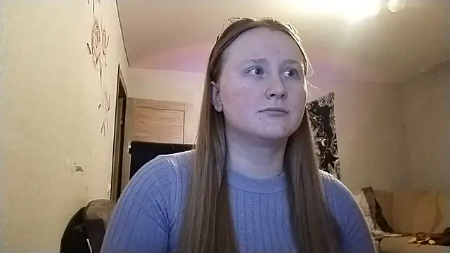 AnikaLipps online show from 04.17.26