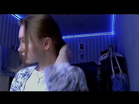 Snapshot of melissashineee chatting on 02.18.26 melissashineee online show from 02.18.26