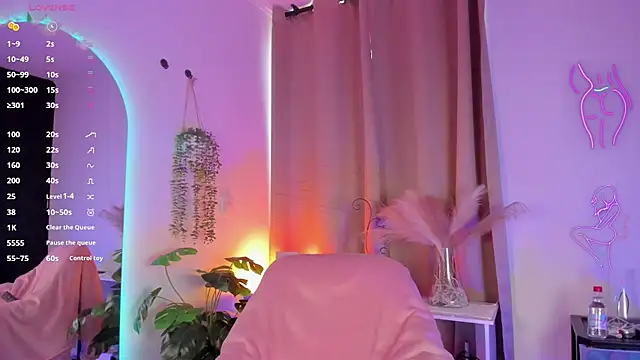 NahomyVega online show from 06.02.26