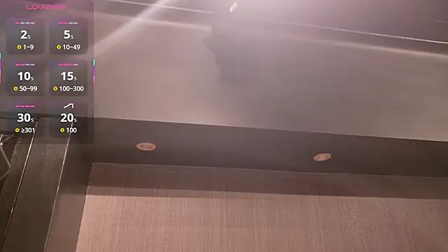 Snapshot of Kinsleybrown chatting on 02.27.26 Kinsleybrown online show from 02.27.26