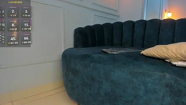 Zafiro21  online show from 04.22.26