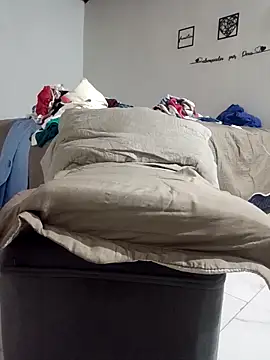 Snapshot of crismanus chatting on 03.18.26 crismanus online show from 03.18.26