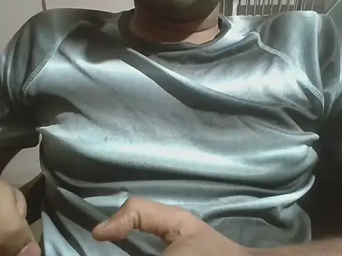 0BANANABANANA0 online show from 02.15.26