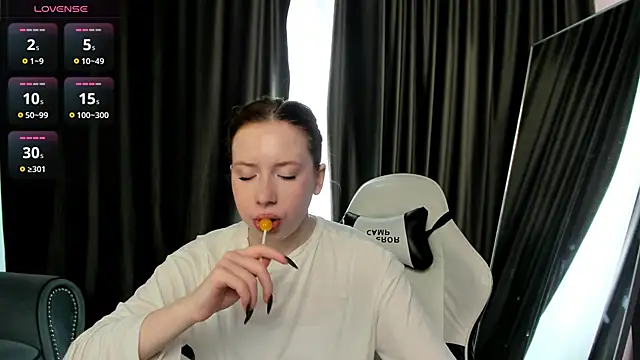 StellaBev online show from 04.12.26