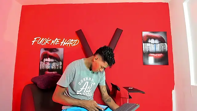 Snapshot of GREEN_BOYS chatting on 02.28.26 GREEN BOYS online show from 02.28.26