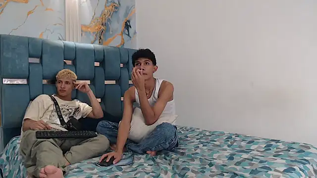 GREEN BOYS online show from 04.10.26