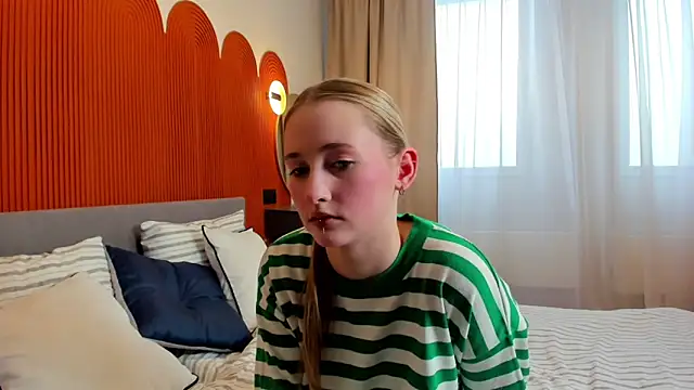 TraceeRebollar online show from 02.27.26