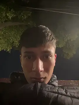 Snapshot of glopetitooo chatting on 03.02.26 glopetitooo online show from 03.02.26