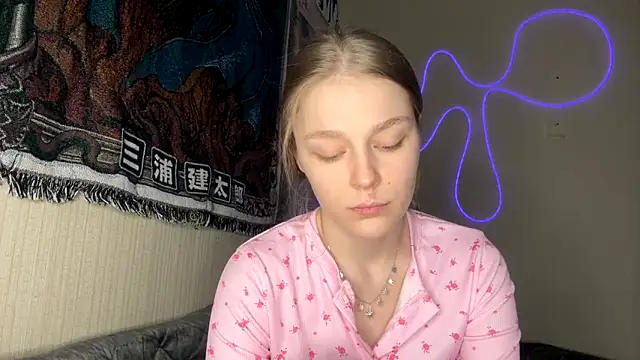 CassandraMur online show from 03.05.26