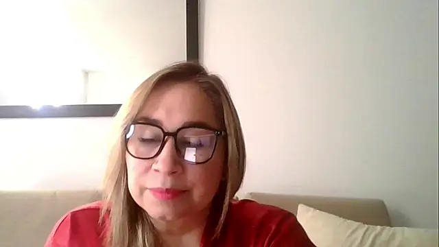 Snapshot of KamiSspencer chatting on 02.26.26 KamiSspencer online show from 02.26.26