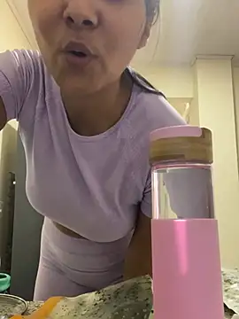 Snapshot of Yirleyll chatting on 03.02.26 Yirleyll online show from 03.02.26