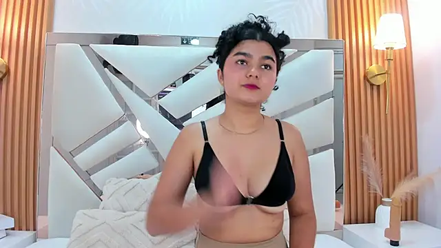  Curly Beauty online show from 02.17.26