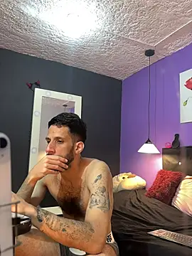 Snapshot of Karim_mansur chatting on 03.04.26 Karim mansur online show from 03.04.26