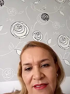 charlotte milf30 online show from 03.18.26