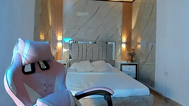 Snapshot of your_whore_Salome chatting on 03.03.26 your whore Salome online show from 03.03.26