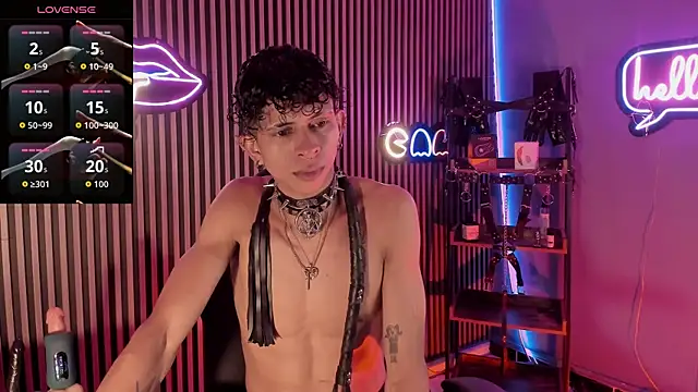 Maximoking26 online show from 04.21.26