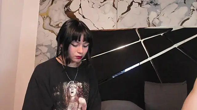 Couple In Heat online show from 04.17.26