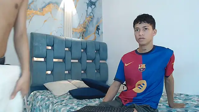 GOLD BOYS online show from 03.04.26