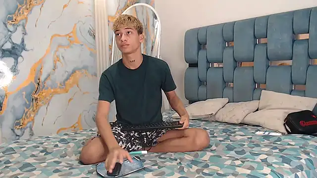 GOLD BOYS online show from 04.18.26