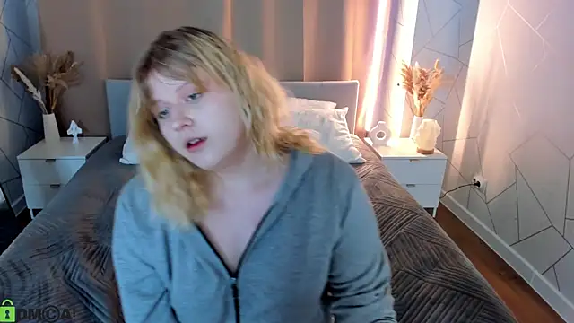 luna c0ra online show from 02.26.26