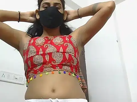 Snapshot of liliy_00 chatting on 05.15.26 liliy 00 online show from 05.15.26