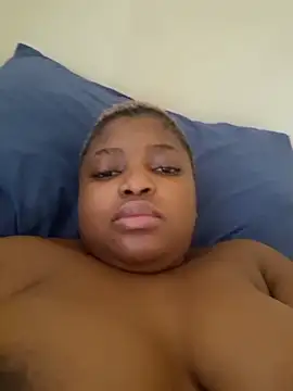 Snapshot of SweetDarkBrownie chatting on 03.02.26 SweetDarkBrownie online show from 03.02.26