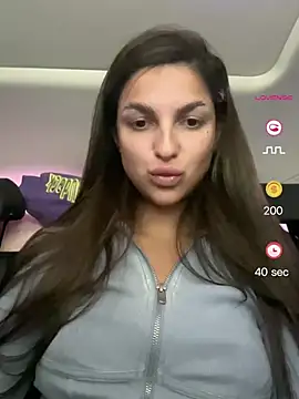 Snapshot of AngelGabe chatting on 05.28.26 AngelGabe online show from 05.28.26
