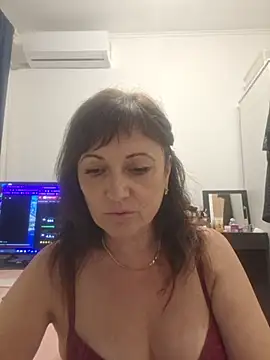 Snapshot of SaraGina chatting on 07.08.26 SaraGina online show from 07.08.26