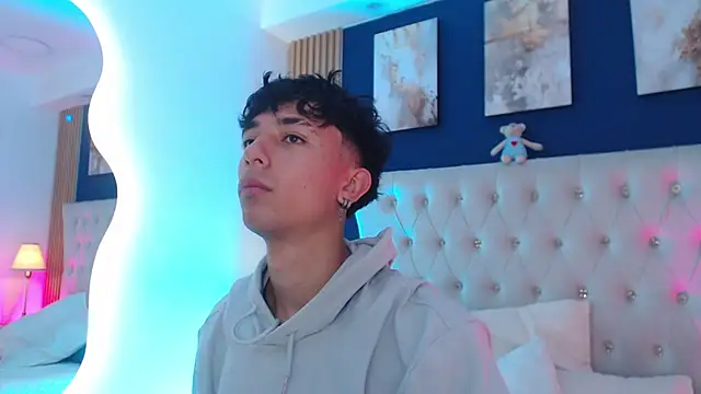 Aiden Rivers  online show from 04.07.26