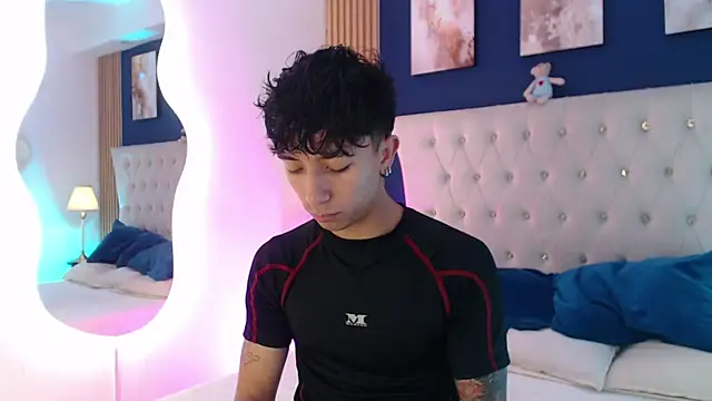 Aiden Rivers  online show from 04.18.26