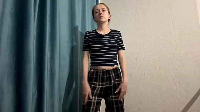 Snapshot of StaticBliss chatting on 02.25.26 StaticBliss online show from 02.25.26