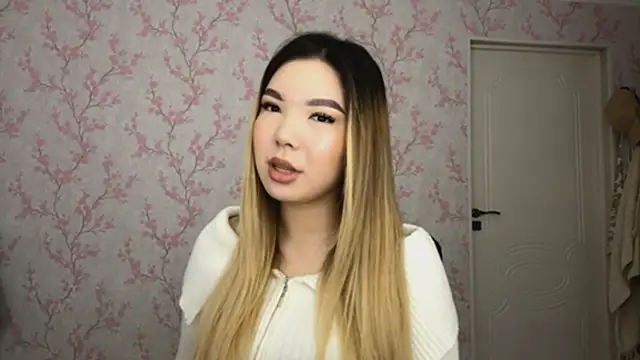 Snapshot of Elina_Mottel chatting on 02.20.26 Elina Mottel online show from 02.20.26